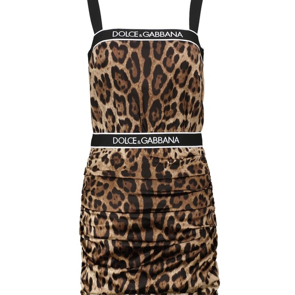 This Dolce & Gabbana 100% SILK
leopard-print ruched bodycon mini dress - Picture 16 of 16